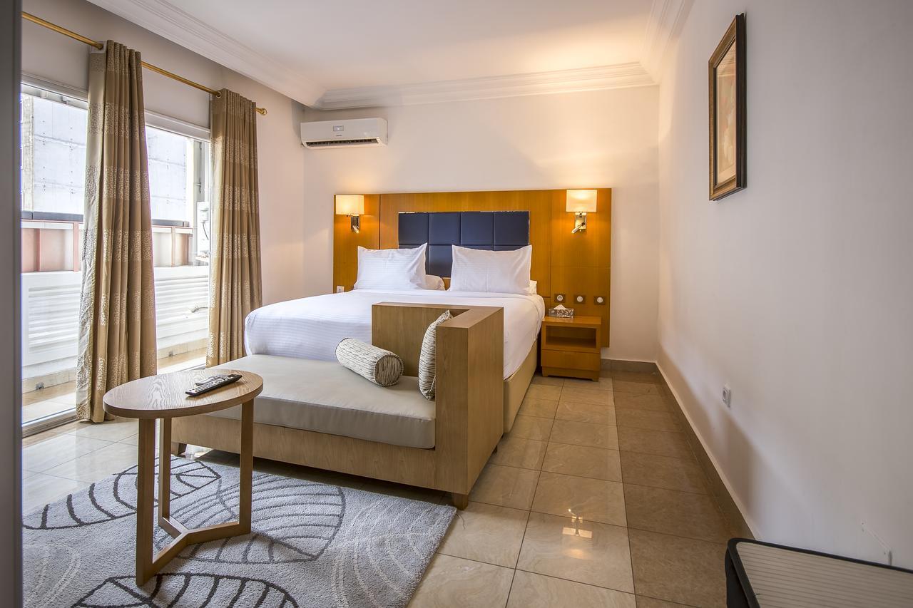 Leon Hotel Kinshasa Eksteriør bilde